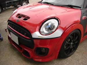 11年ＢＭＷ-ミニ/フロントバンパー/保険事故で交換　　＃190601 11年ＢＭＷ-ミニ⁄フロントバンパー⁄保険事故で交換 ＃190601